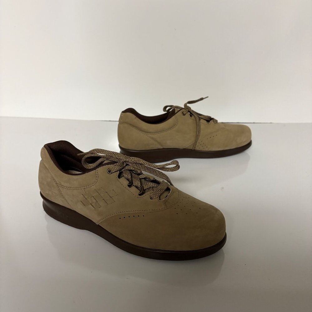 SAS Free Time Comfort Walking Shoes Womens Size 7S Tan Suede Lace Up